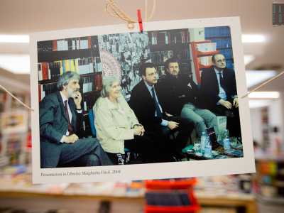 In alcune foto notiamo ad esempio l�ex presidente della Repubblica Azeglio Ciampi e l�astrofisica Margherita Hack
